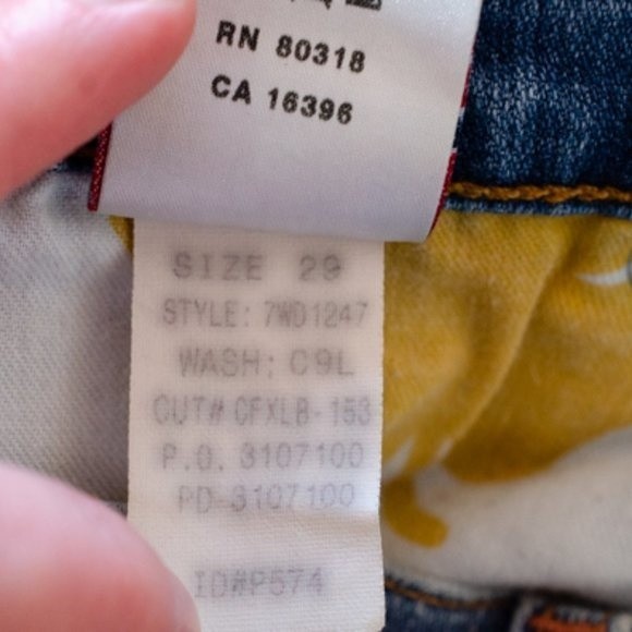 Lucky Brand by Gene Montesano Light Blue jeans - Picture 7 of 7